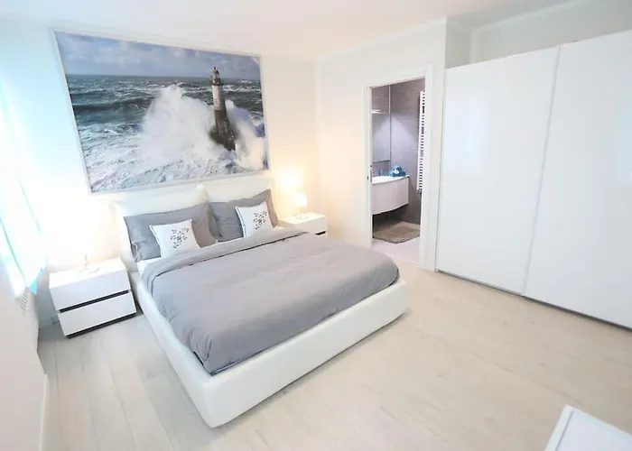 Casa Magenta Apartment 2