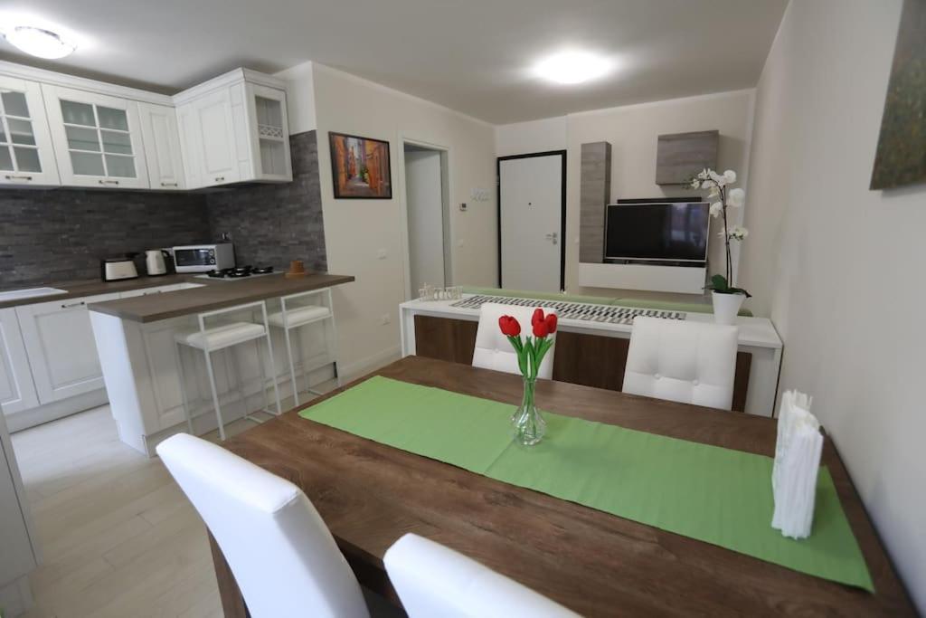 Casa Magenta 2 *