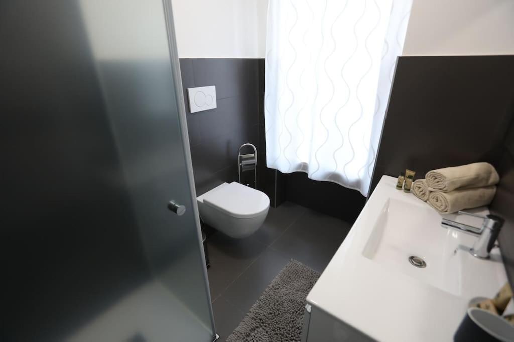 Casa Magenta 2 *