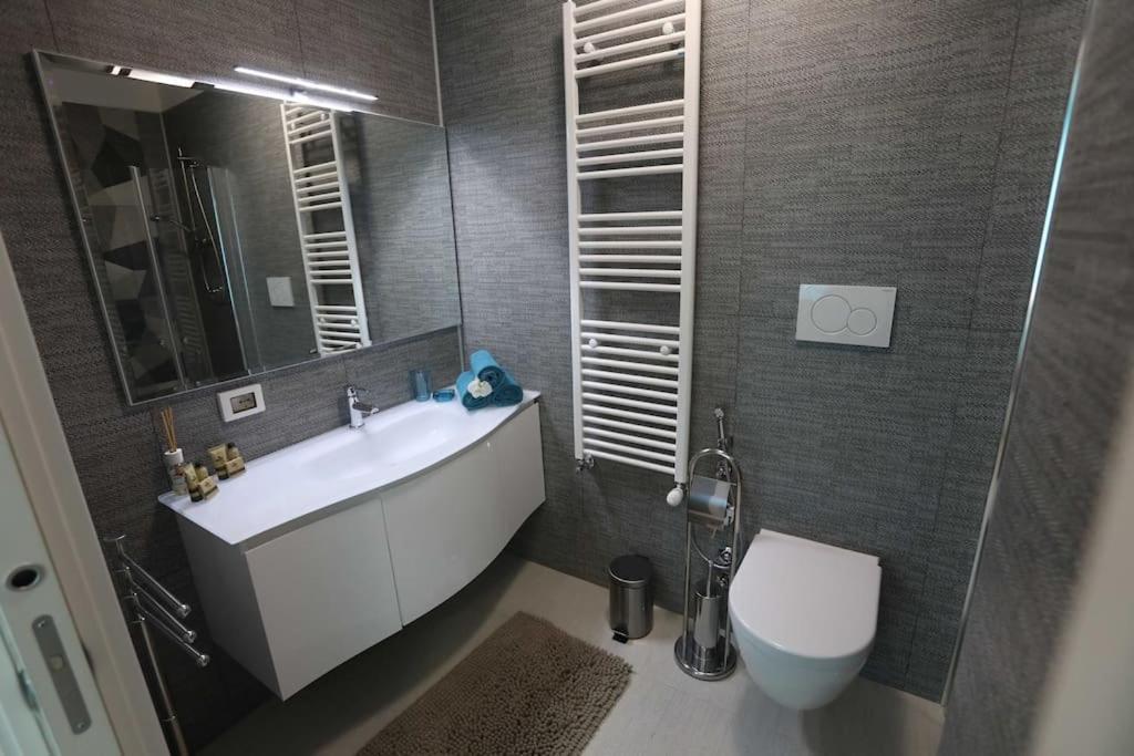 Casa Magenta 2 *